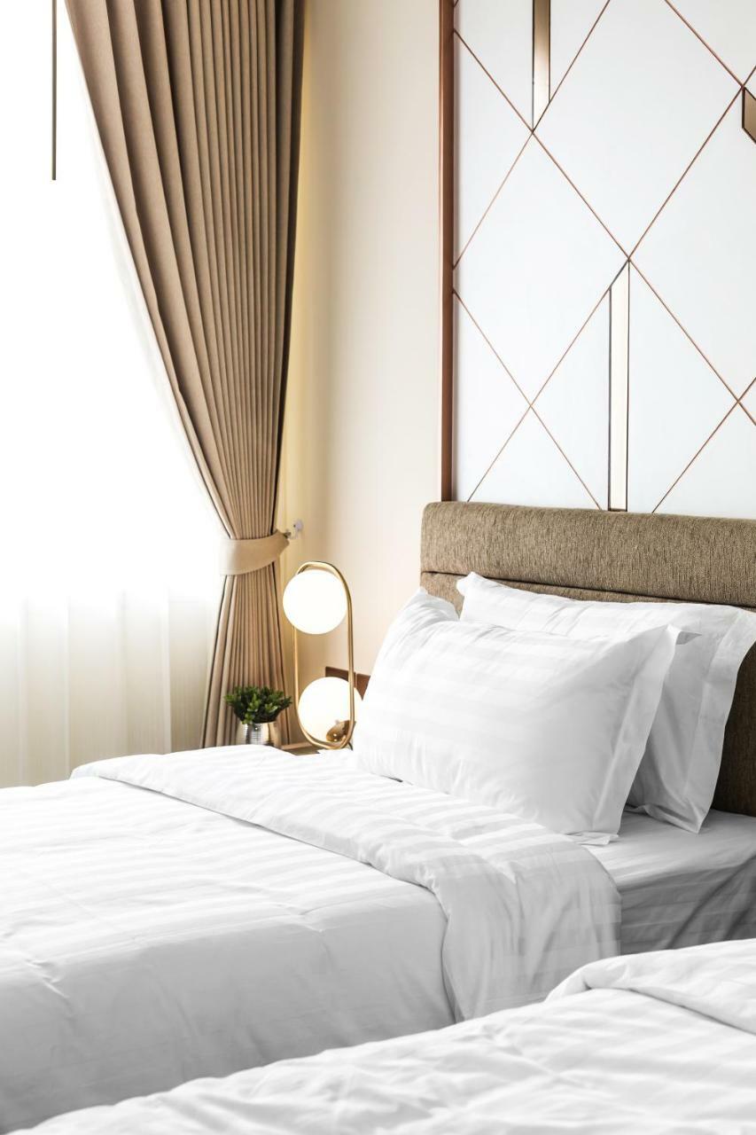 Hotel The 8 4*